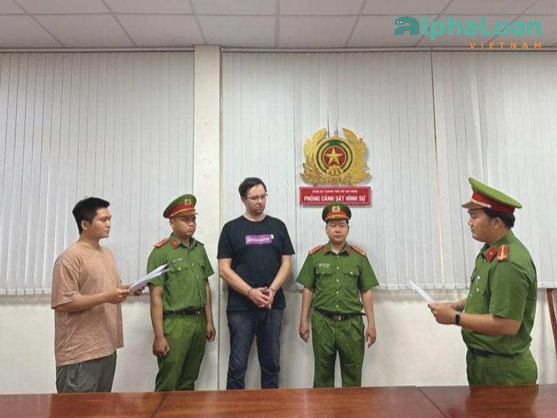 công an bắt giữ đối tượng người nước ngoài điều hành Findo