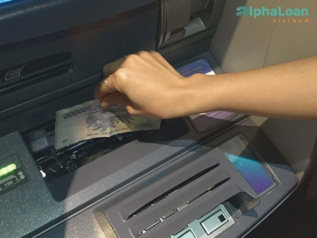 nộp tiền vào ATM Sacombank
